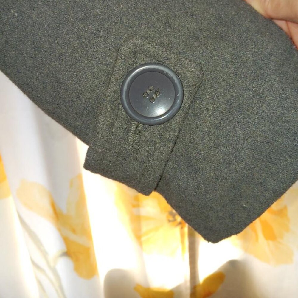Winter Jacket - Picture 3 of 6